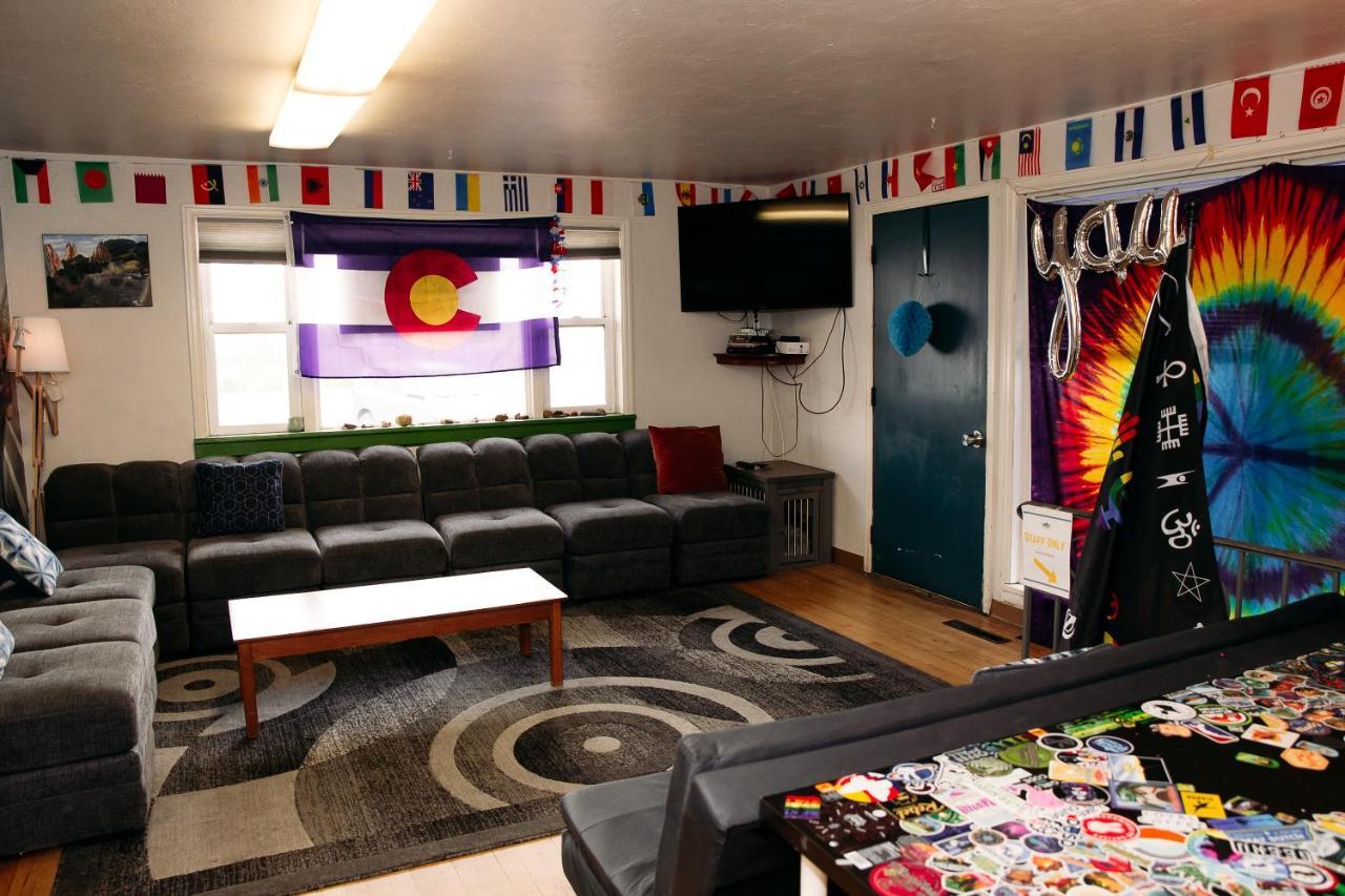 ColoRADo Adventure Hostel Colorado Springs Exterior foto